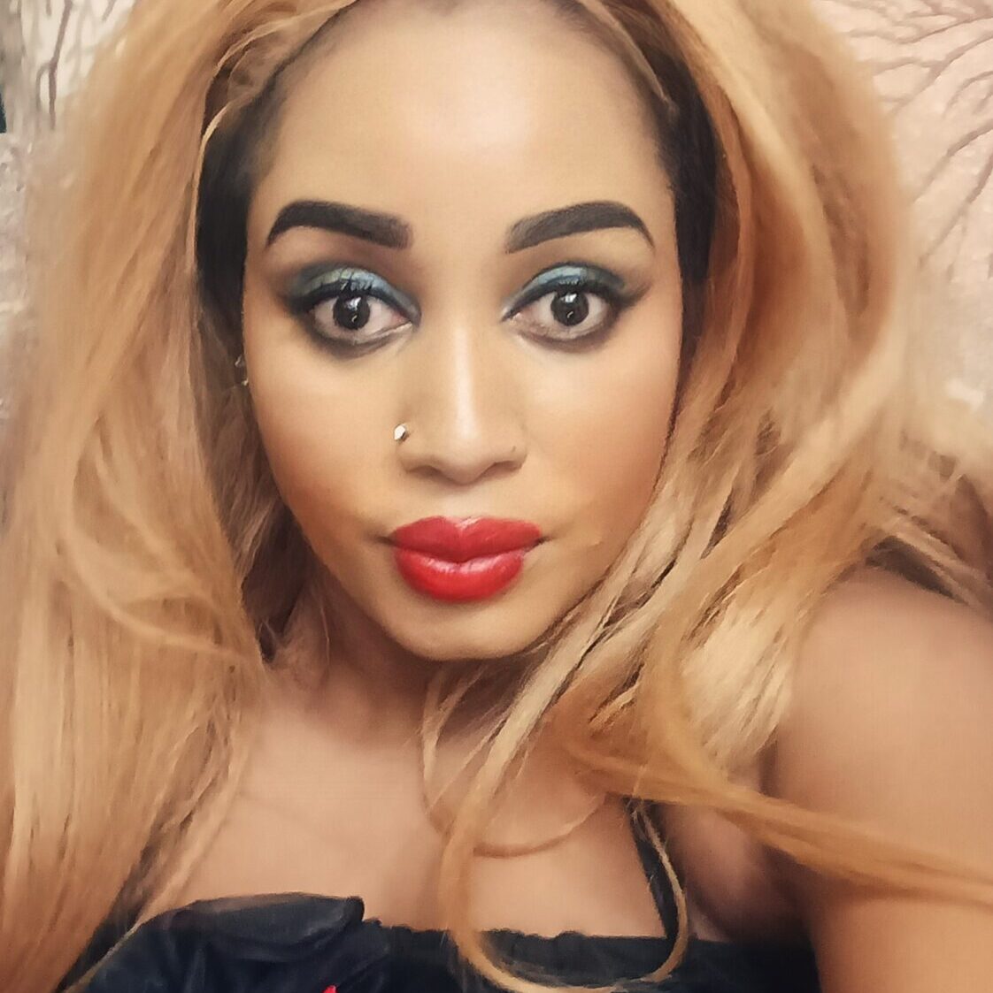 Money with Nayla Financial News